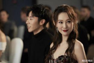 小说娱乐圈吃瓜女王是谁,揭秘“吃瓜女王”的瓜田传奇